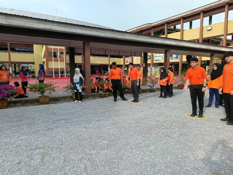 Latihan pétanque