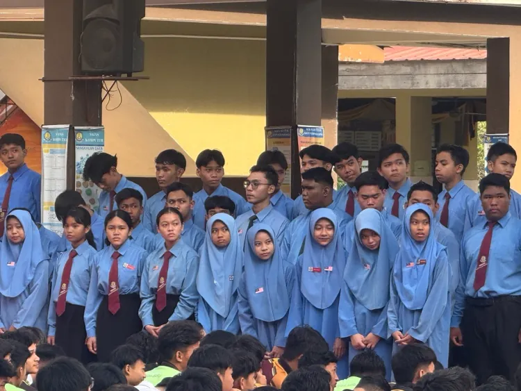 Watikah Pelantikan Pengawas & Ketua Kelas bersama kelas aliran perdana